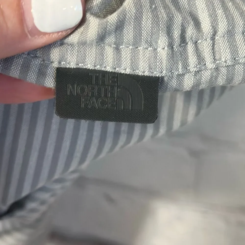 The North Face Mens‎ Gray Striped Long Sleeve Shirt size M Medium